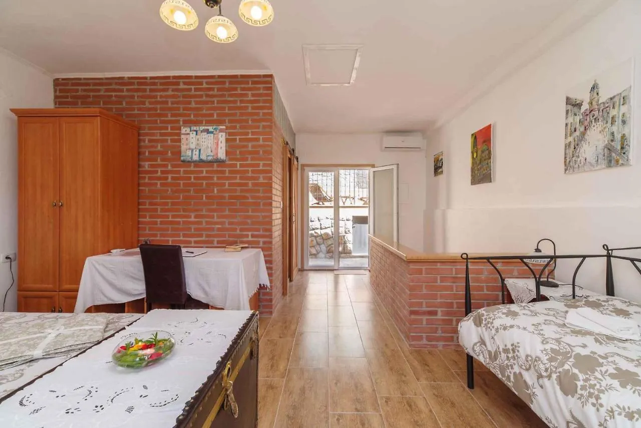 Holiday Home In Saftici 26679 Barci