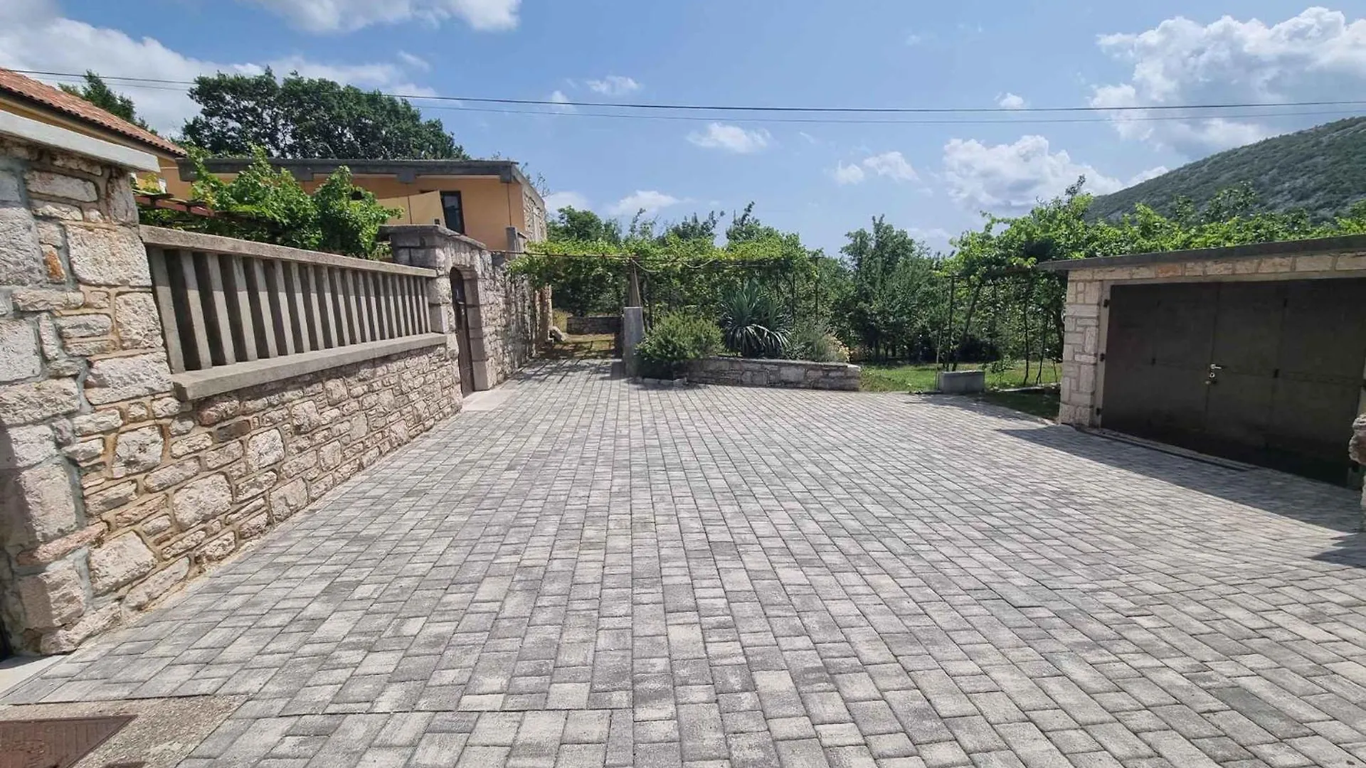 Holiday Home In Saftici 26679 Barci